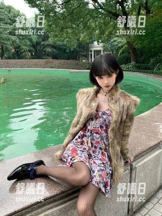 勇敢点击155hl.fun的链接，没想到这儿居然还有这样的八卦！