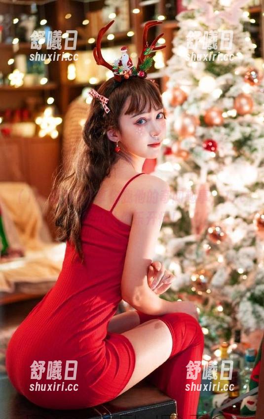 分享你我他的奇闻趣事，17c吃瓜让你乐开怀！