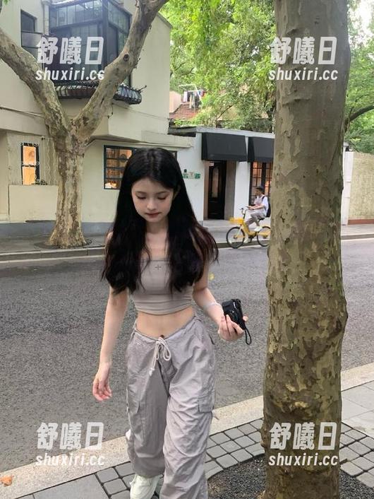 不小心踩到17吃瓜网的“价格入入口”，要不要试试？