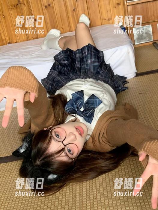 最新黑料来了！51cg的瓜一口气吃了三个，舌尖上的欲望啊～