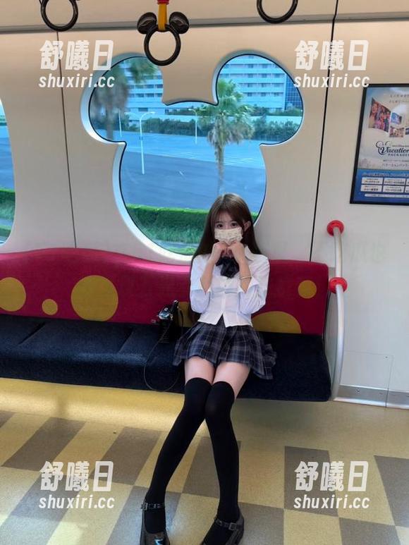 在51吃瓜的ios版里，不吃瓜也能发现五光十色的网站推荐！