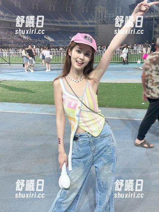 51吃瓜 下载51吃瓜,直达你心中的八卦癮!
