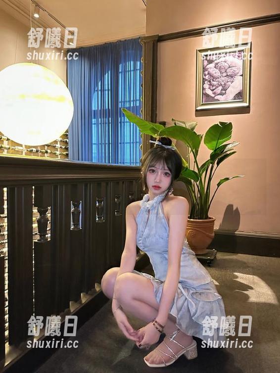 51黑料 51黑料app:让你查到前任的新欢,还顺便带你去吃个瓜!