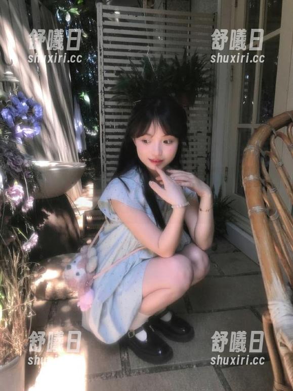 718黑瓜吃料在线，让你在伸手可及的地方蹲守瓜田！