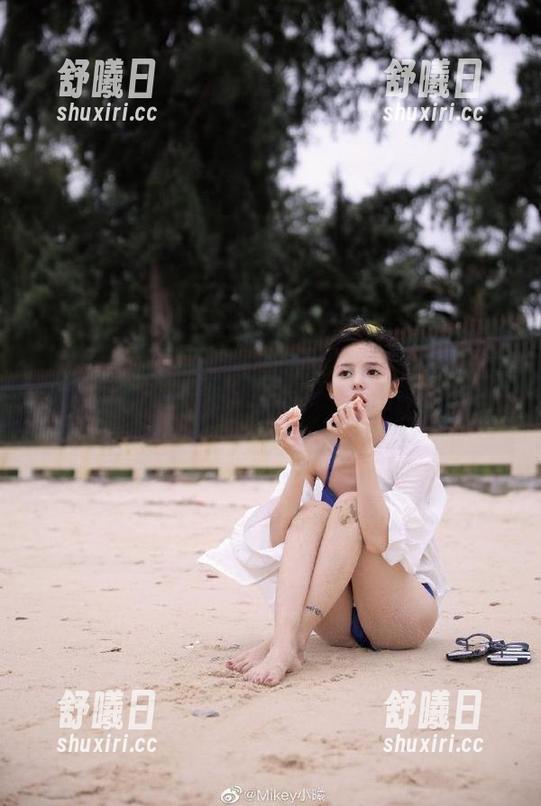 快来718黑瓜吃料网页上挖掘心头好，瓜和心情正好绝配！