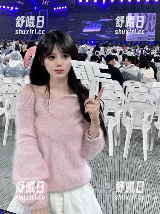 当718黑瓜吃料的链接通向蘑菇视频时，一曲欢乐的吃歌就默默响起…我不能再继续了。