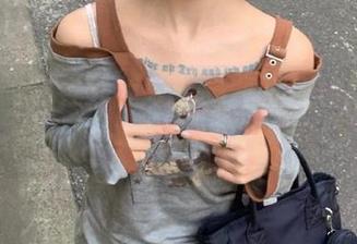 在线舔屏，91黑料入口教你如何优雅地吃瓜，手残勿挡！