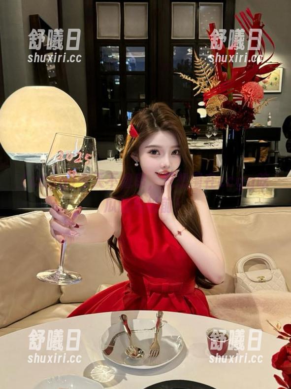 今天不撸串，只想围在ccgg吃瓜的地址前！