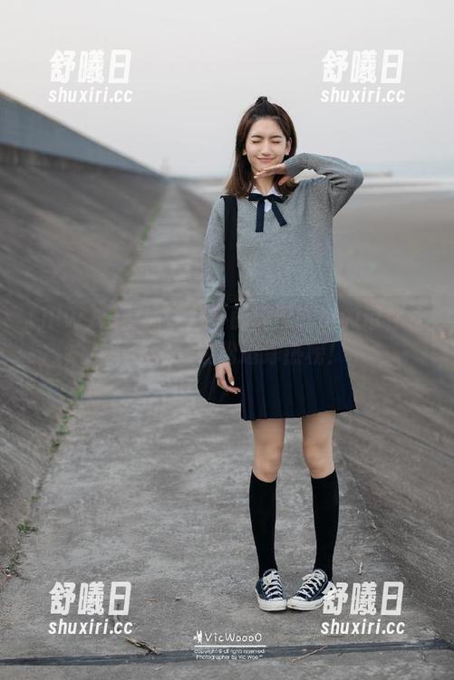想要抓住八卦的尾巴？hlw带你永不迷路，轻松追踪热榜！