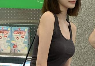 “www.黑料苹果版”——那些你想知道又不敢提的问题，全在这里了，哈哈。