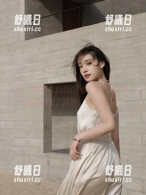 我刚在zztt01看到的最新潮流，让我原地转了两圈，你能理解吗？