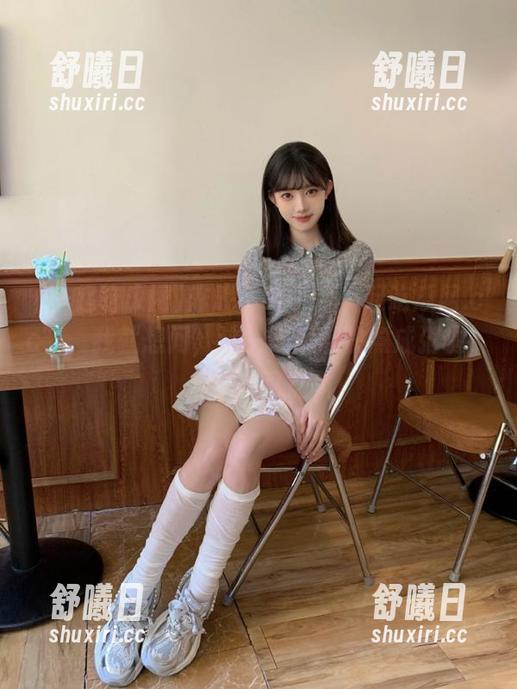 昨晚下载了“一起吃瓜网.cc”，我就想问，这一锅瓜都快煮成粥啦，喂人吗？