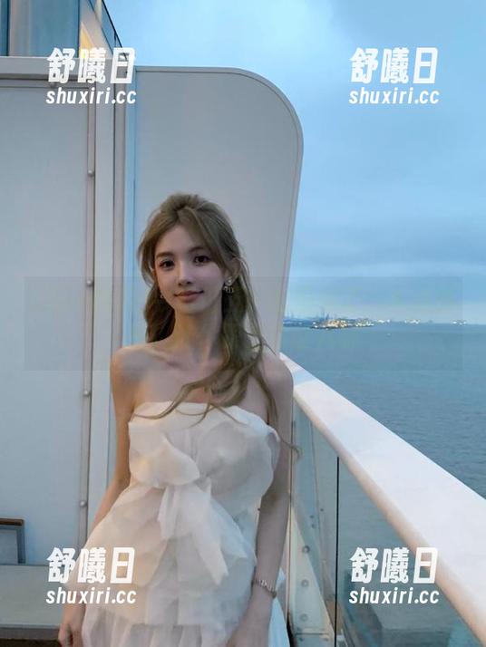 五一吃瓜 今日份五一吃瓜来了:火速链接,让你跟上热议八卦