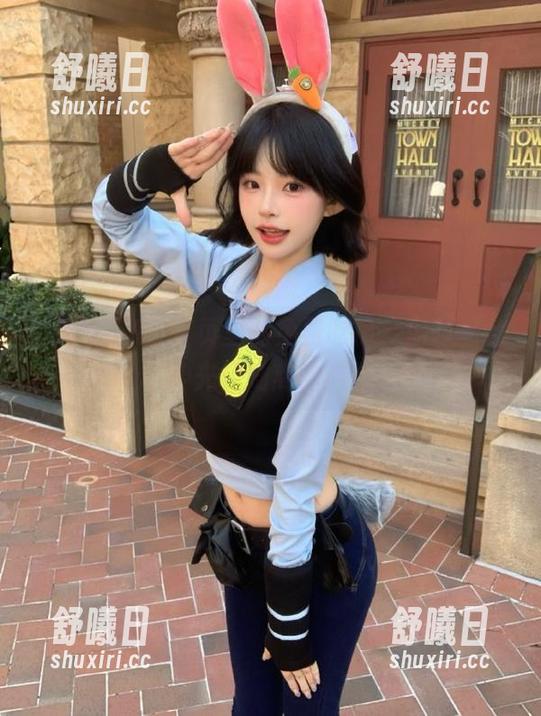 首页里的免费吃瓜，闪烁着各种光怪陆离的八卦
