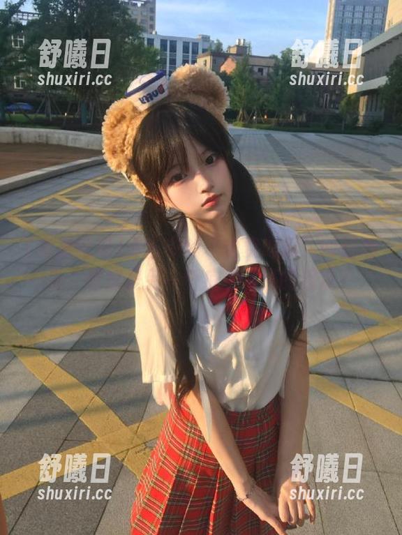 免费吃瓜 传言中的“免费吃瓜”网站地址,难道是另一个疯狂戏码的起点?