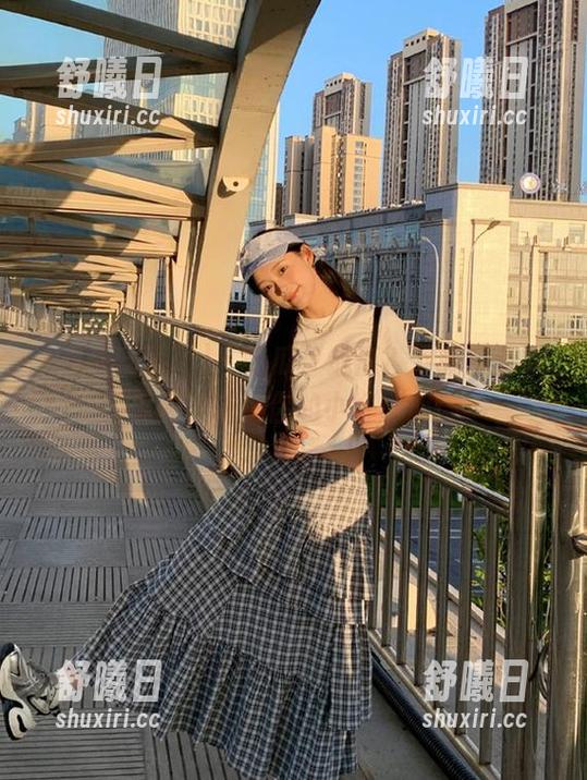 “吃瓜”成瘾？下载免费吃瓜网，喂饱你的小好奇心！