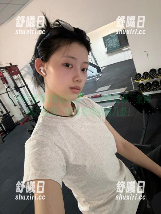 地址在这！“冲哥黑料”全网风云链接，随时期待新的八卦！