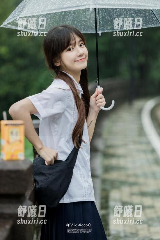吃瓜不打烊网页版，在线十分钟，脑子里满是负担的冷开水呜呜……