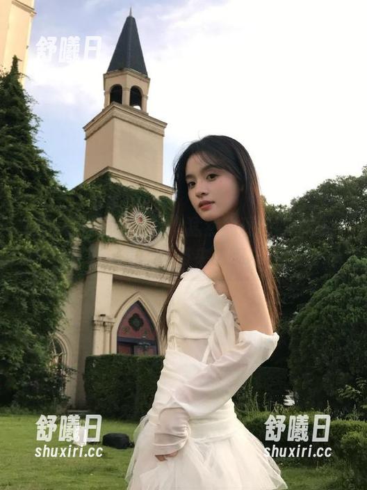 潜水几年，猛然涌现的吃瓜网，最新消息给你带来了哪杯水？