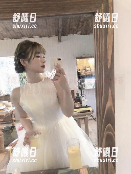 吃瓜网的App让我在免费翻看各种故事的瞬间，脑洞大开至极！