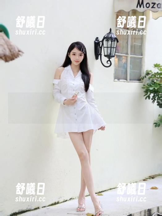 吃瓜论坛里观看八卦，仿佛时间都静止了一样。