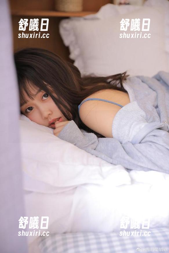 深夜观看吃瓜黑料在线，感觉自己成了隐秘的小侦探