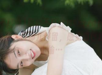 黑料不打烊tttzzzapp，我的手指在入口那儿停留，感觉自己就像个小偷…