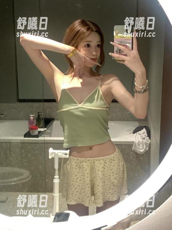 想追热点？黑料正能量官网地址链接直达，要小心，别被惊掉下巴哦！