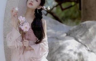咱先别说黑料社区在线的线路了，聚光灯下那些瓜姐们站得怎样？