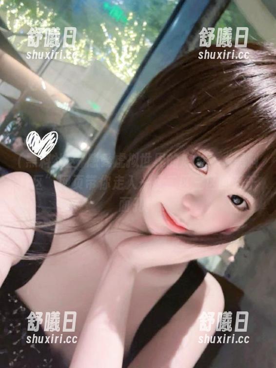 感受虚拟世界的魔力！“黑料社区”网页带你走入一区二区三区的万千面孔！