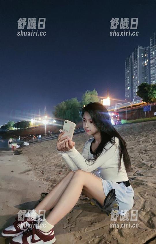 吃瓜线路：专治不屑，看黑料网如何让你的闲暇时光变得无比茶余饭后！