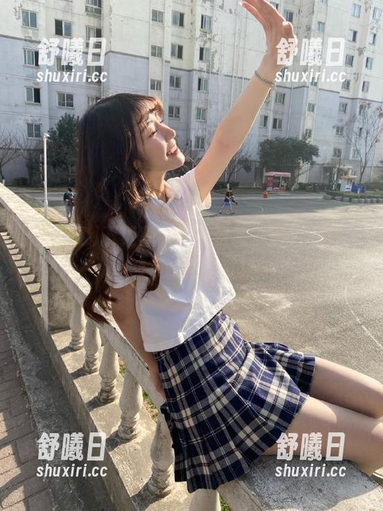 黑料网 下载黑料网:资源多到用不完,脑补都得排队!