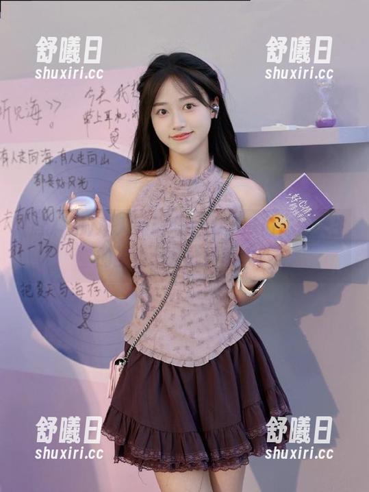 进入黑料网app，瓜们都是天生的主角，分分钟惹火！