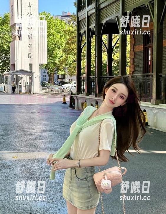 黑瓜吃料苹果版：个个都在偷偷点开，但谁敢说自己没追？